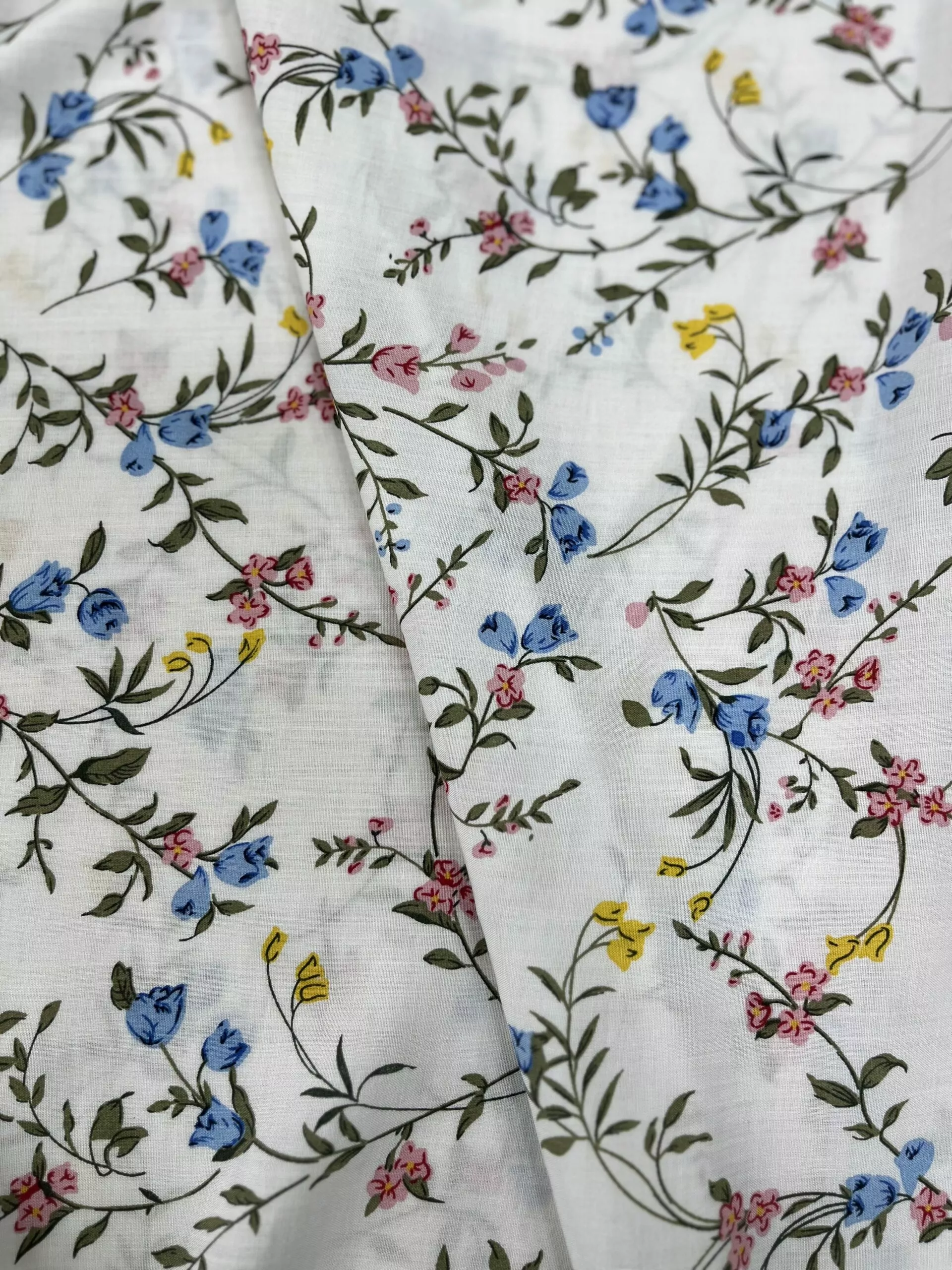 Штапель Y 62 квіти Штапель Y 62 квіти зображення